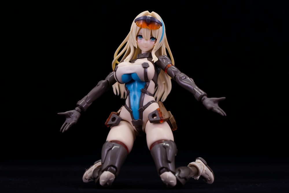 ゼニス・ガール　素体　おいでポーズ
